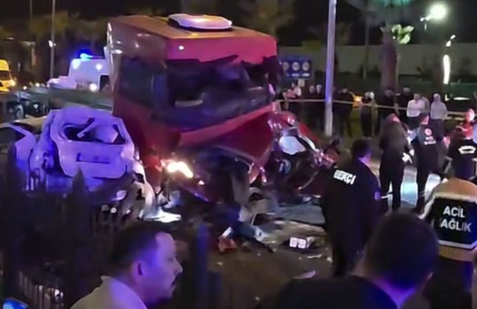 Aynı aileden 5 kişi son yolculuğuna uğurlandı