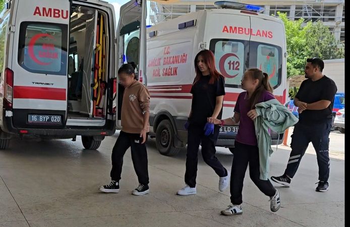 'İndirimli' çiğ köfte yiyen 28 öğrenci hastanelik oldu
