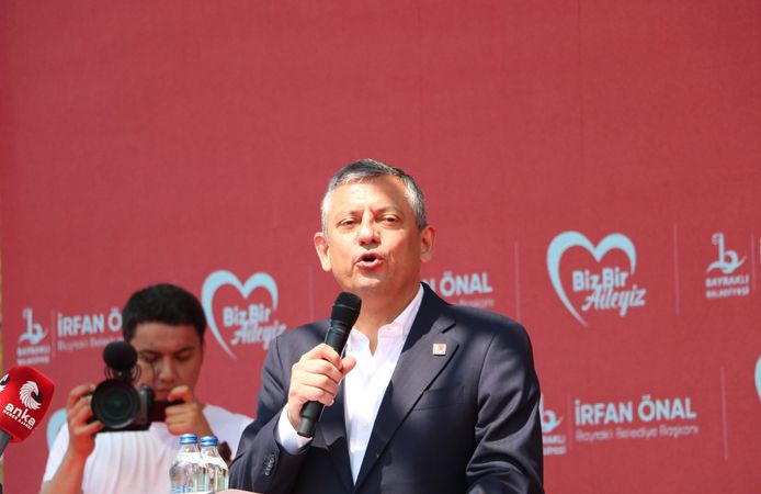 Özgür Özel: "Bir seçim kaybedersem bir dakika daha durmam"