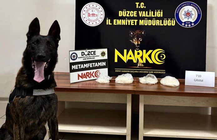 Durdurulan takside 3 milyon liralık uyuşturucu ele geçirildi