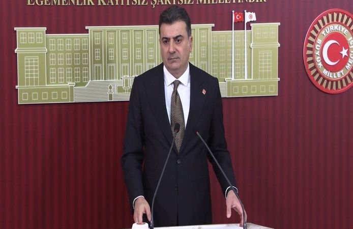 Zeynel Emre: "Önceliğimiz bu hukuksuzluğun son bulmasıdır"