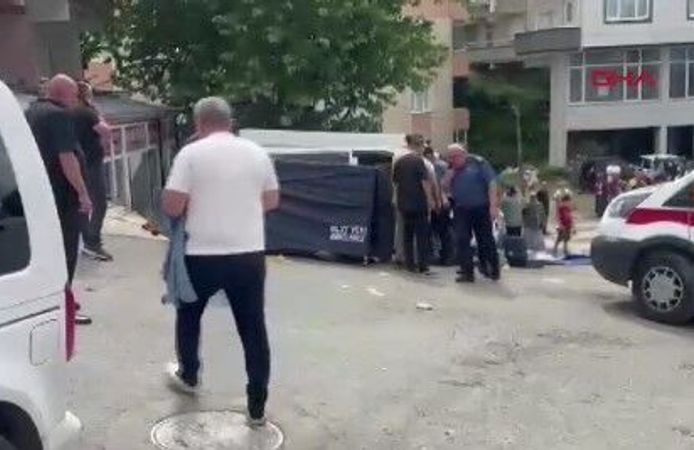 Çıkan tartışmada ağabeyi, yengesi ve yeğenini öldürdü