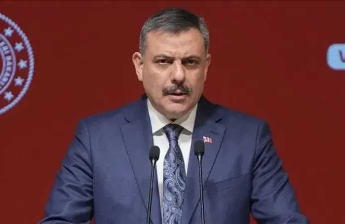 Bakan Çiftçi: Demokratik meşruiyeti karanlık benzetmelerle gölgeleyemezsiniz
