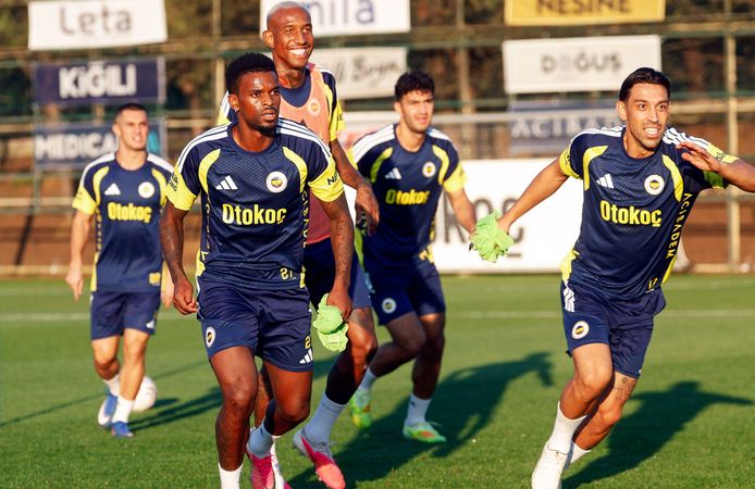 Fenerbahçe, Konyaspor maçı hazırlıklarını tamamladı