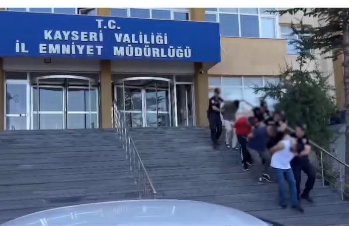 Kayseri'de İHA destekli uyuşturucu operasyonunda 4 tutuklama