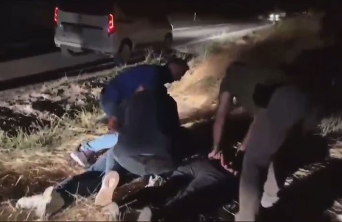 Kar maskeli 5 şüpheli, 1 milyon liralık vurgun yaptı