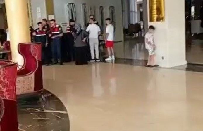Turizm İşletme Belgesi iptal edilen otelin çalışanları hakları ödenmediği gerekçesiyle tesisten ayrılmıyor
