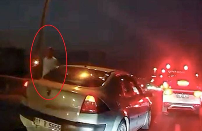 Kendisini ‘başkomiser’ olarak tanıtıp sürücüden ehliyet ve ruhsat istedi