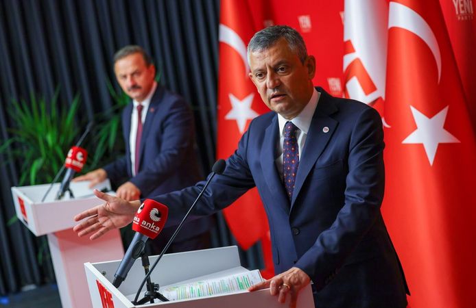 Özel'den Mansur Yavaş'ın istifasına ilişkin açıklama