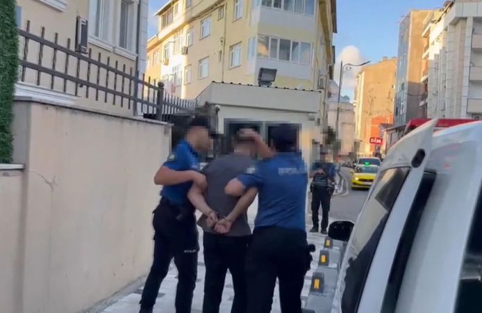 Atatürk'e hakaret eden şüpheli gözaltına alındı