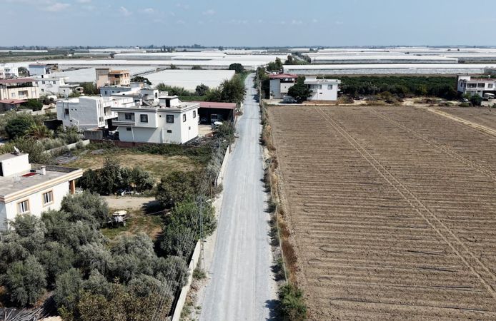 Tarsus'ta 4 bin 200 metrelik yol yenilendi