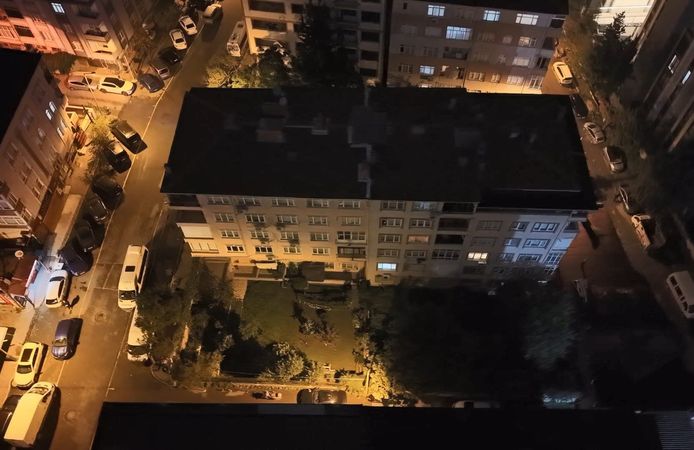 Kolonlarından ses gelince 5 katlı bina tahliye edildi