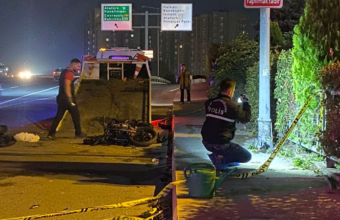 Motosiklet kazasında genç sürücü hayatını kaybetti