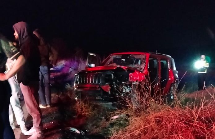 Otomobiller çarpıştı: 1 ölü, 3 yaralı