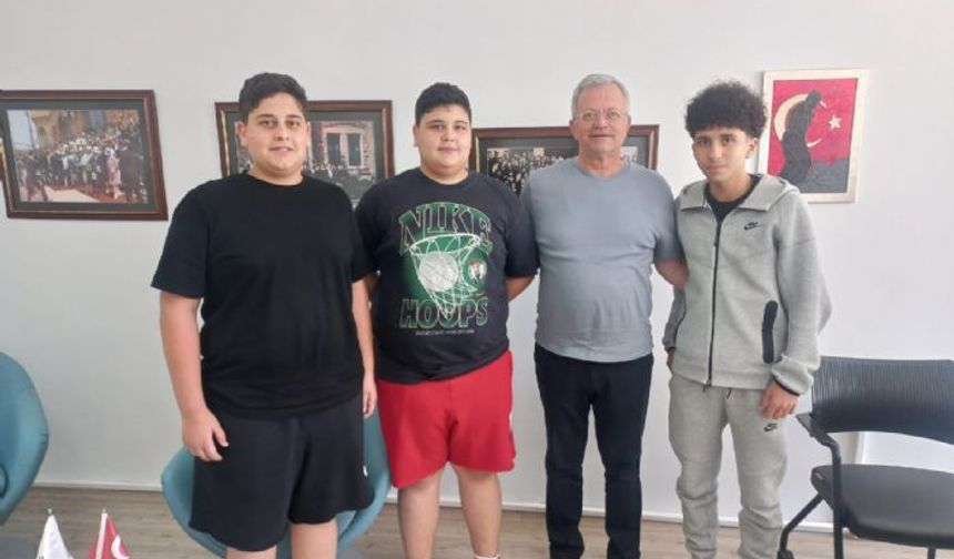 Başkan Tekli: "Gençleri teknolojiyle buluşturmak önceliğimiz"