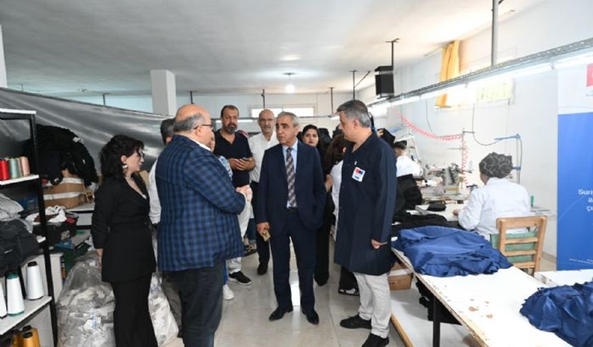 Başkan Veysel Sarı, Mesleki Eğitim Atölyesini ziyaret etti