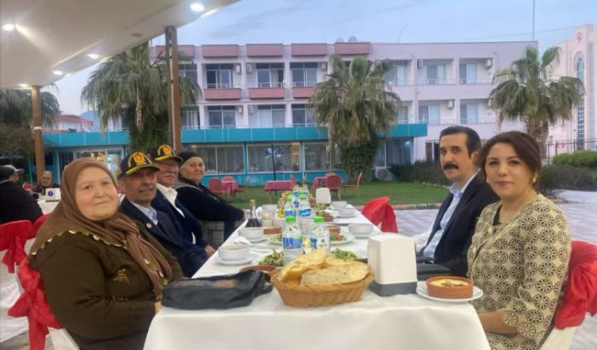 Bozyazı'da 40 yıllık sevgi ve sadakat buluşması