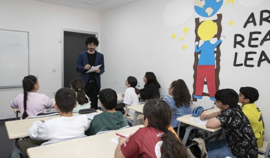 Büyükşehirin Hello Mersin projesi Halkkentte açıldı