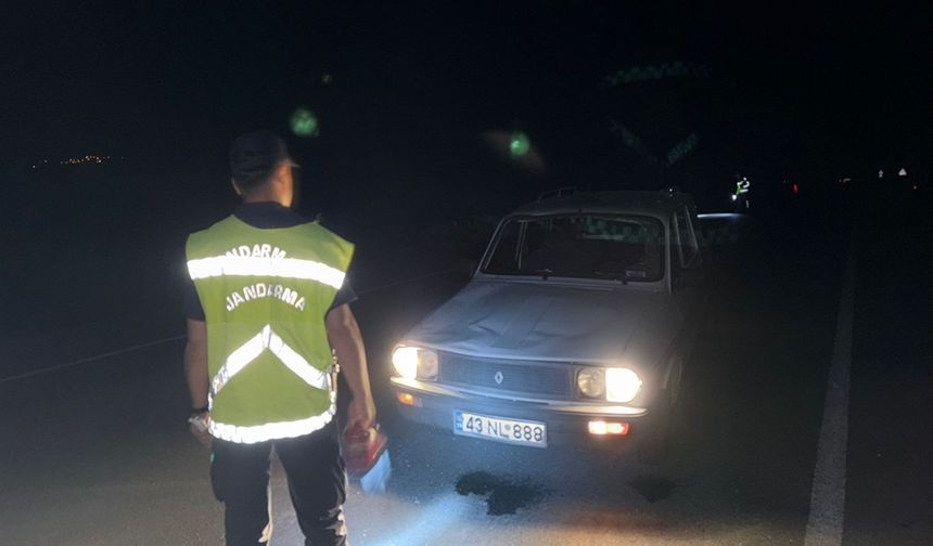 Kütahya'da yaya karşıya geçmek istedi, canından oldu