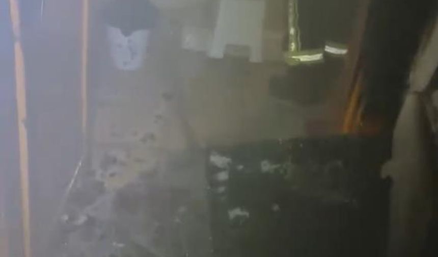 Tarsus'ta çamaşır makinesinden yangın çıktı
