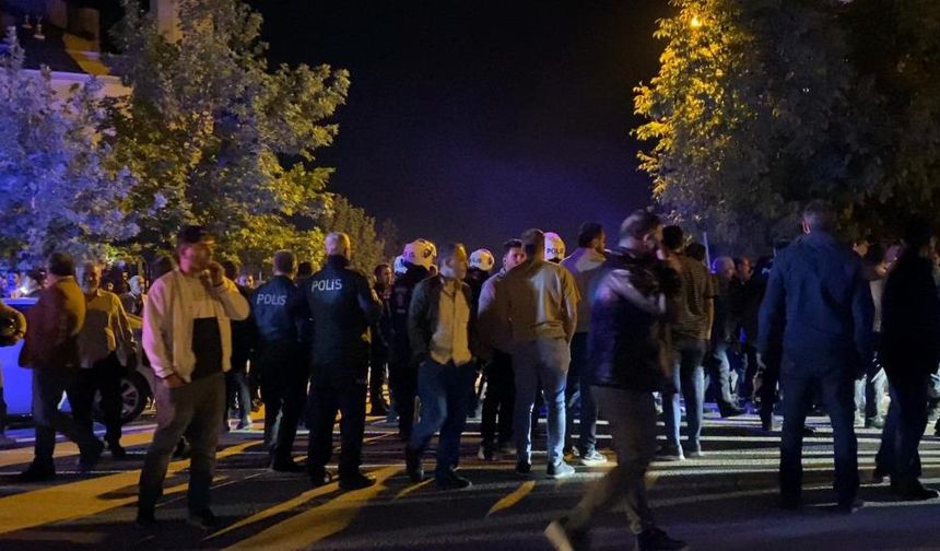 Bursa’da Çocuk Kavgası Büyüdü: 200 Kişi Birbirine Girdi