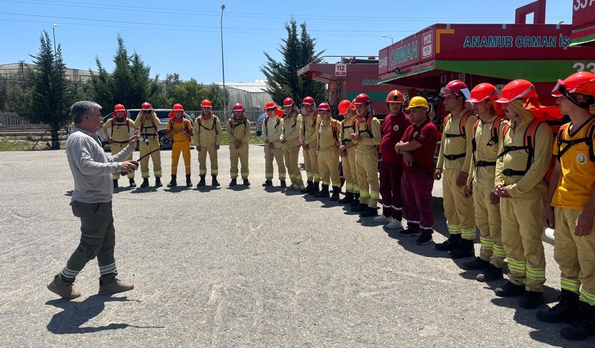 Anamur’da Göreve Yeni Başlayan Yangın İşçilerine Eğitim Programı Düzenlendi