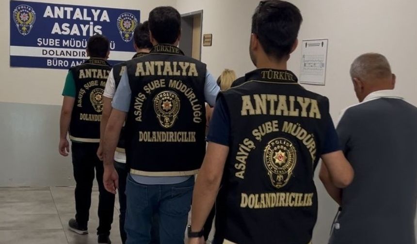 Antalya'da Sahte Altın Operasyonu