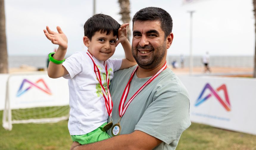 Mersin’de Babalar Günü Sporla Kutlandı