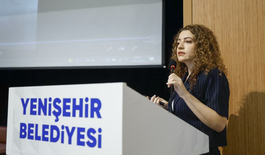 Yenişehir'de Çocuk Gelişimi Paneli İlgi Gördü