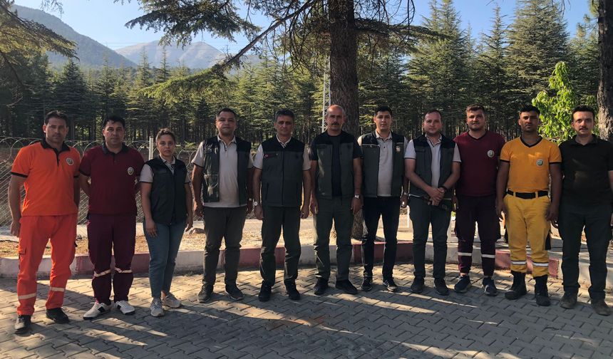 Tarsus'taki Yangın Müdahale Noktalarına Bölge Müdüründen Ziyaret