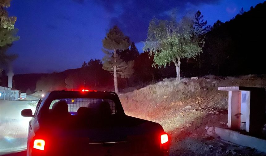 Ormanlar İçin Gece Mesaisi: Mersin’de Ekipler Sahadaydı