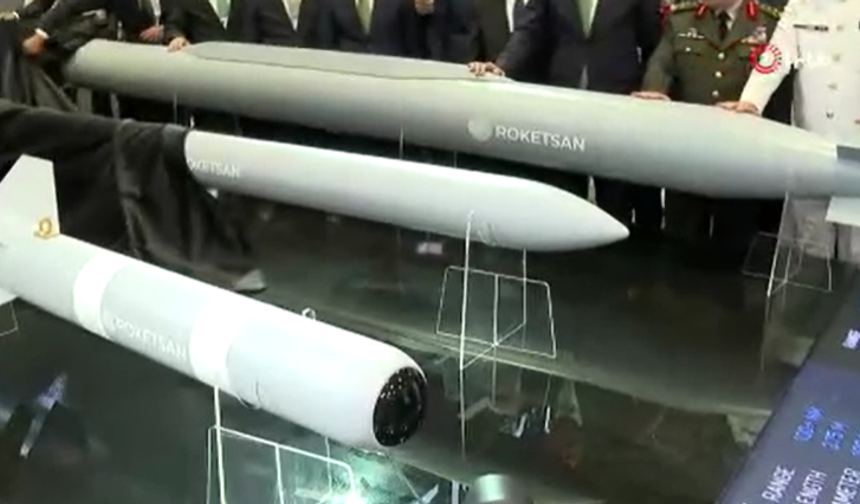 Roketsan, IDEF 2025’te Geleceğin Silah Sistemlerini Tanıttı