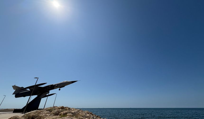 "Uçan Tabut" Mersin'de Sergileniyor