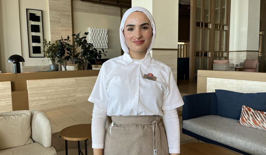 Bakan Göktaş’tan YKS Çıkışıyla Gündeme Gelen Çimen Gülen’e Tebrik Telefonu