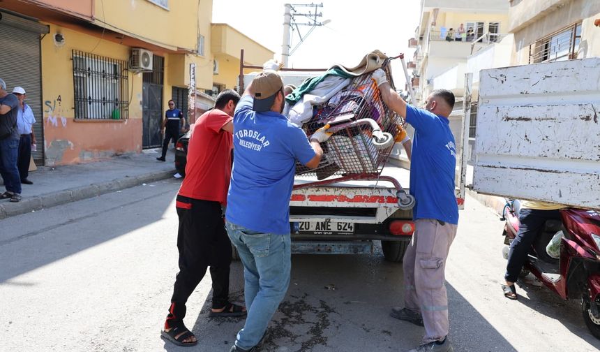 Toroslar’da Halk Sağlığını Tehdit Eden İkinci El Satışlarına Geçit Yok