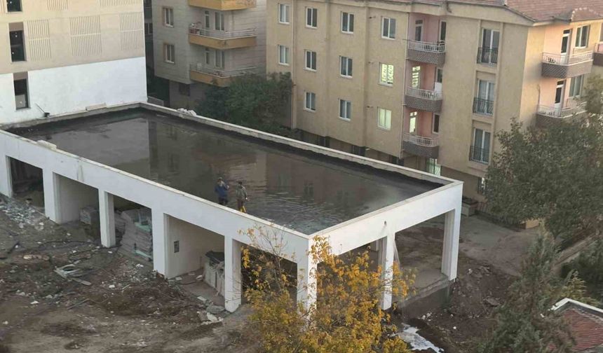 Malatya’da Rezerv Alandaki İnşaat Suyla Doldu