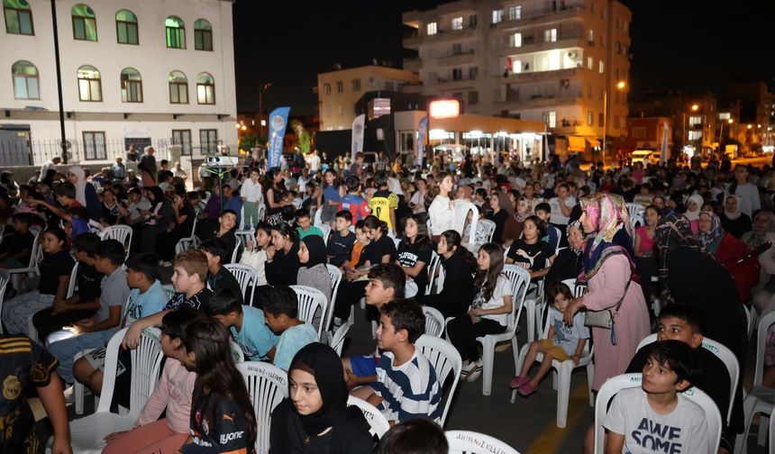 Akdeniz'de Kültür Yolu Festivali: Müzik ve Sinema Sokaklara Taştı