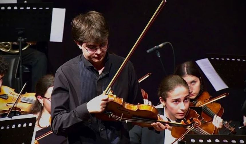 Mersin Üniversitesi’nden CSO Sahnesine Gururlu Yolculuk