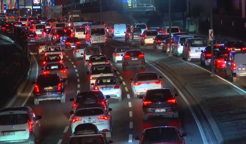 O İlde Trafik Yoğunluğu Yüzde 87'ye Ulaştı