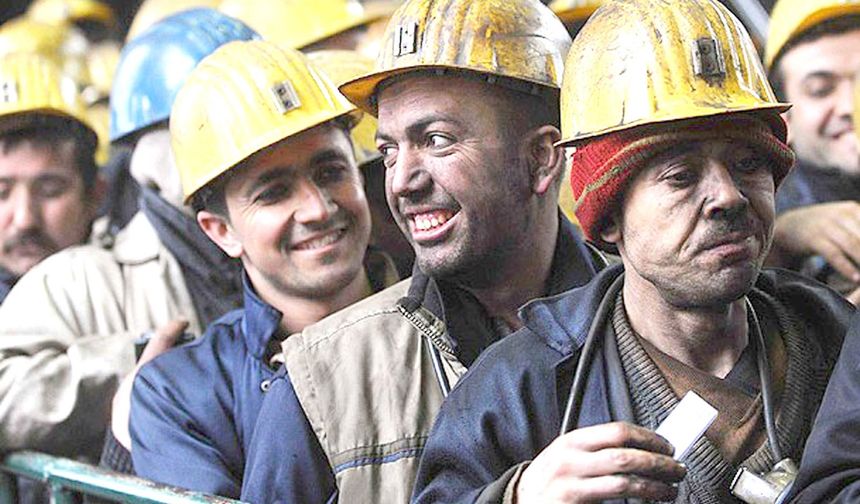 Milyonların Beklediği An Geldi mi? Taşerona Kadroda O Tarih İşaret Edildi! İşte 100 Bin İşçiyi İlgilendiren Son Dakika Gelişmeleri!