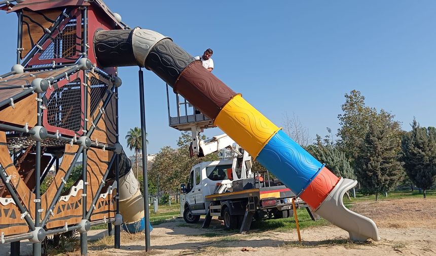 Akdeniz’in Parkları Çocuklar İçin Daha Güvenli Hale Getiriliyor