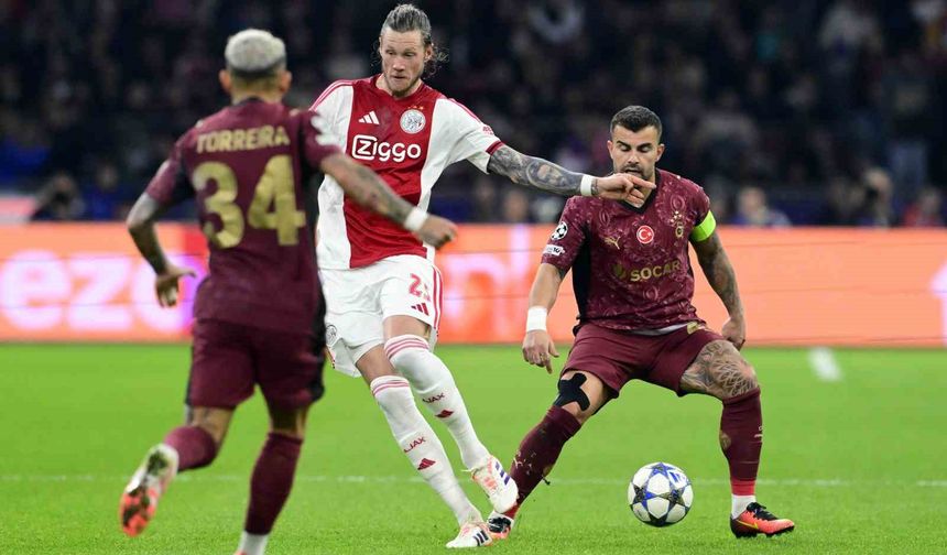 UEFA Şampiyonlar Lig: Ajax: 0 - Galatasaray: 0 (İlk yarı)