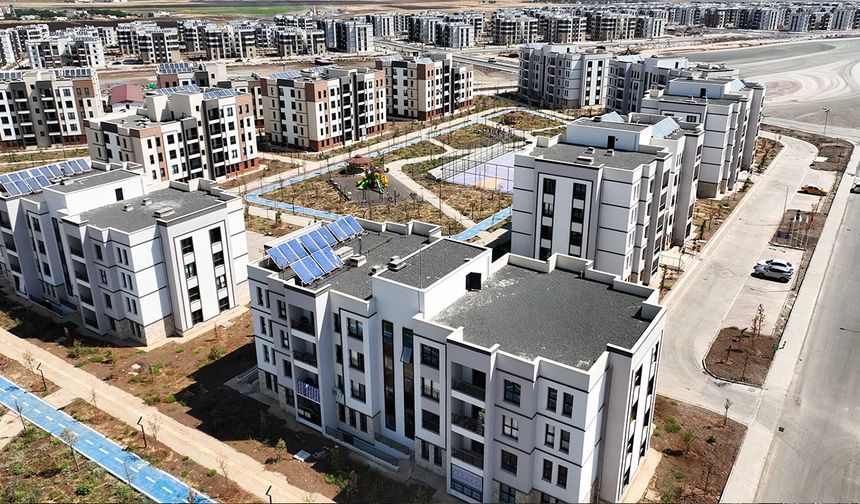 Bakan Kurum Açıkladı: “Deprem Bölgesinde 350 Bin Konut Tamam”