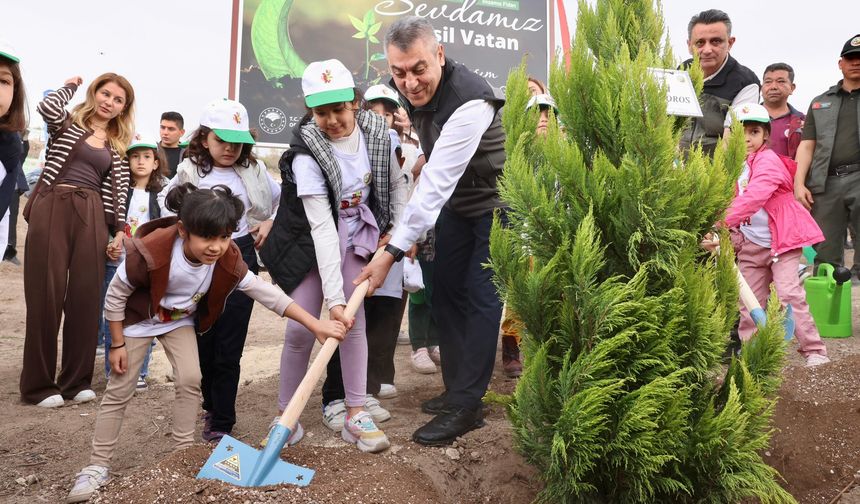 Milli Ağaçlandırma Gününde Mersin Yeşile Büründü