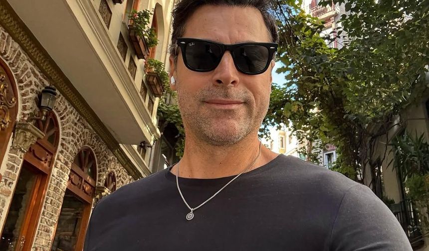 Kıvanç Tatlıtuğ Dostu Kıvanç Kasabalı’yı Yalnız Bırakmadı