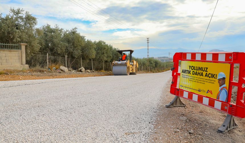 Mersin Büyükşehir Mut’un yollarını baştan yeniledi