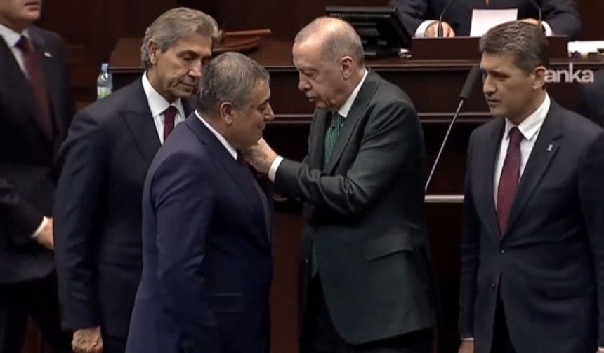 İki Belediye Başkanı AK Parti’ye Katıldı