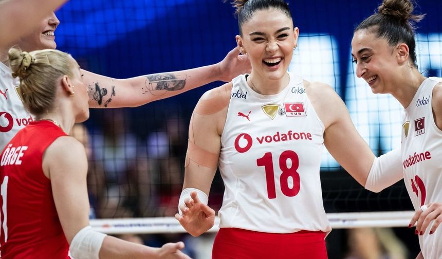 A Milli Kadın Voleybol Takımı, İran’a set vermedi