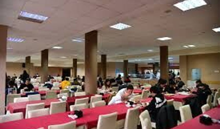 Mersin Üniversitesi Öğrencilerine 2 Aralık’ta Yemek Sürprizi