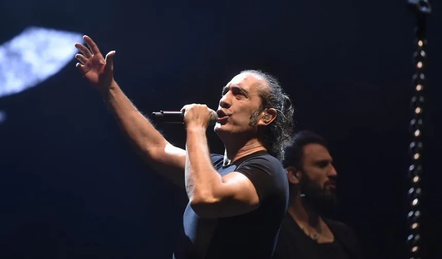 Kıraç'tan kötü haber geldi! Orkestra ekibi kaza yaptı